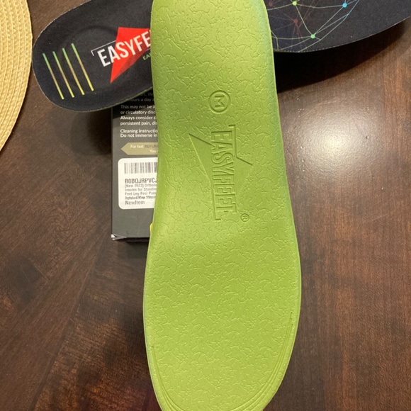 NIB EasyFeet Earth Basics daily comfort and support insoles / orthotics - Picture 3 of 9